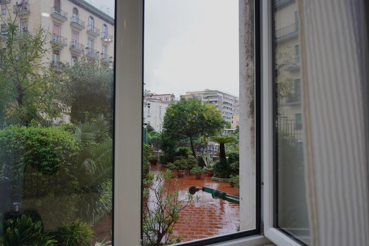 Dimora Metro Santacroce Bed & Breakfast Napoli Exterior foto