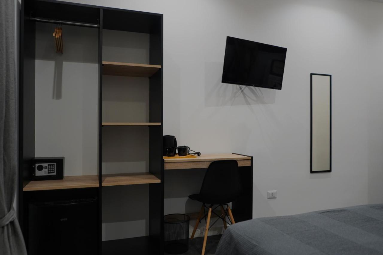 Dimora Metro Santacroce Bed & Breakfast Napoli Exterior foto